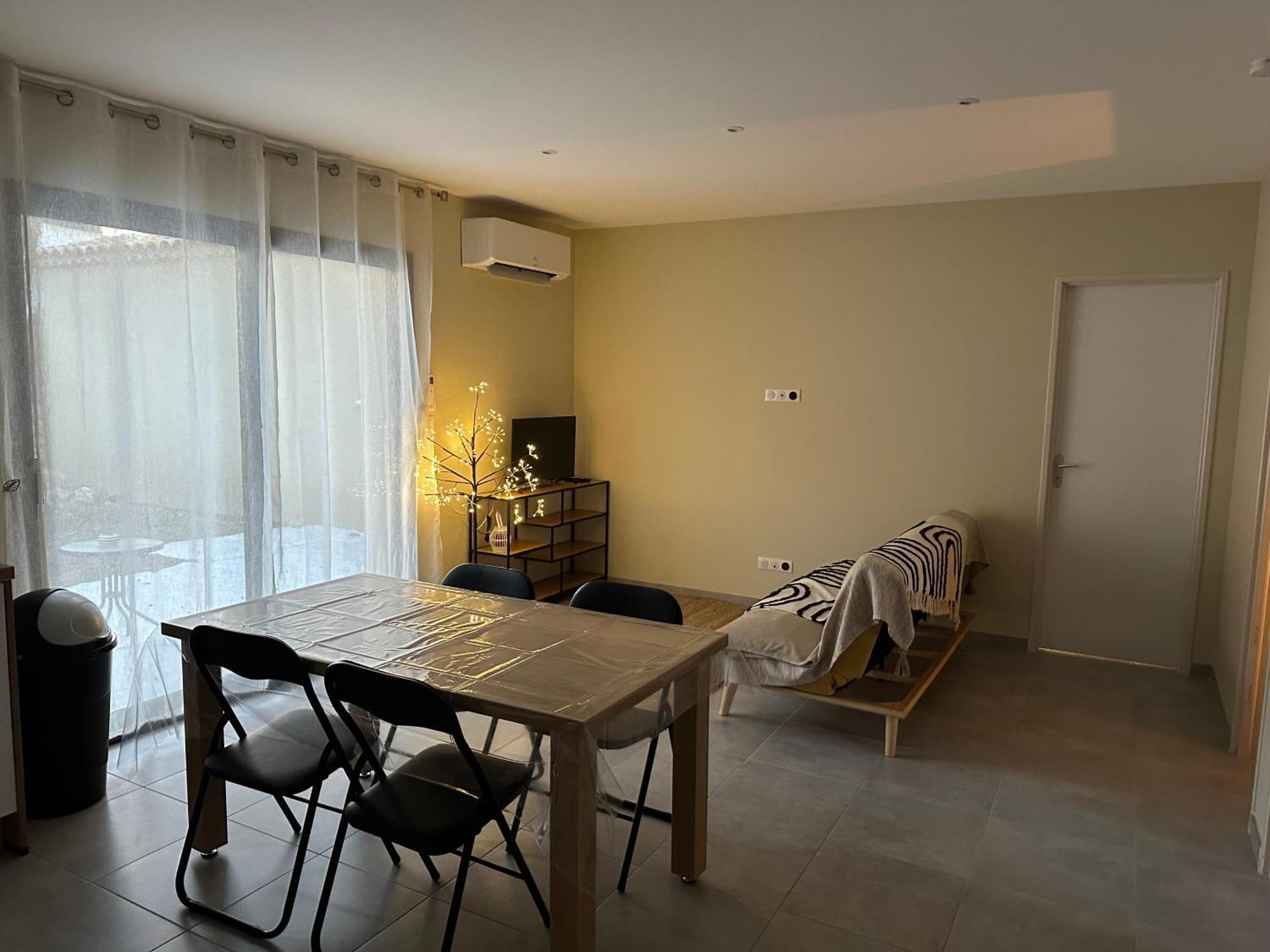 Maison T3 Dans Un Village Calme Saint-Mitre-les-Remparts 外观 照片