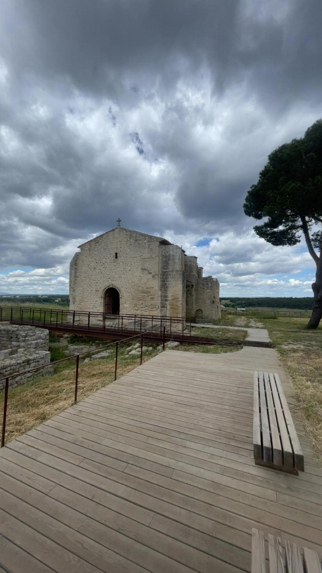 Maison T3 Dans Un Village Calme Saint-Mitre-les-Remparts 外观 照片